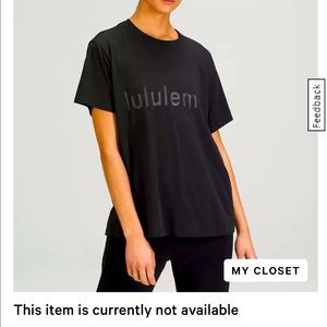lululemon athletica black logo tee size 6